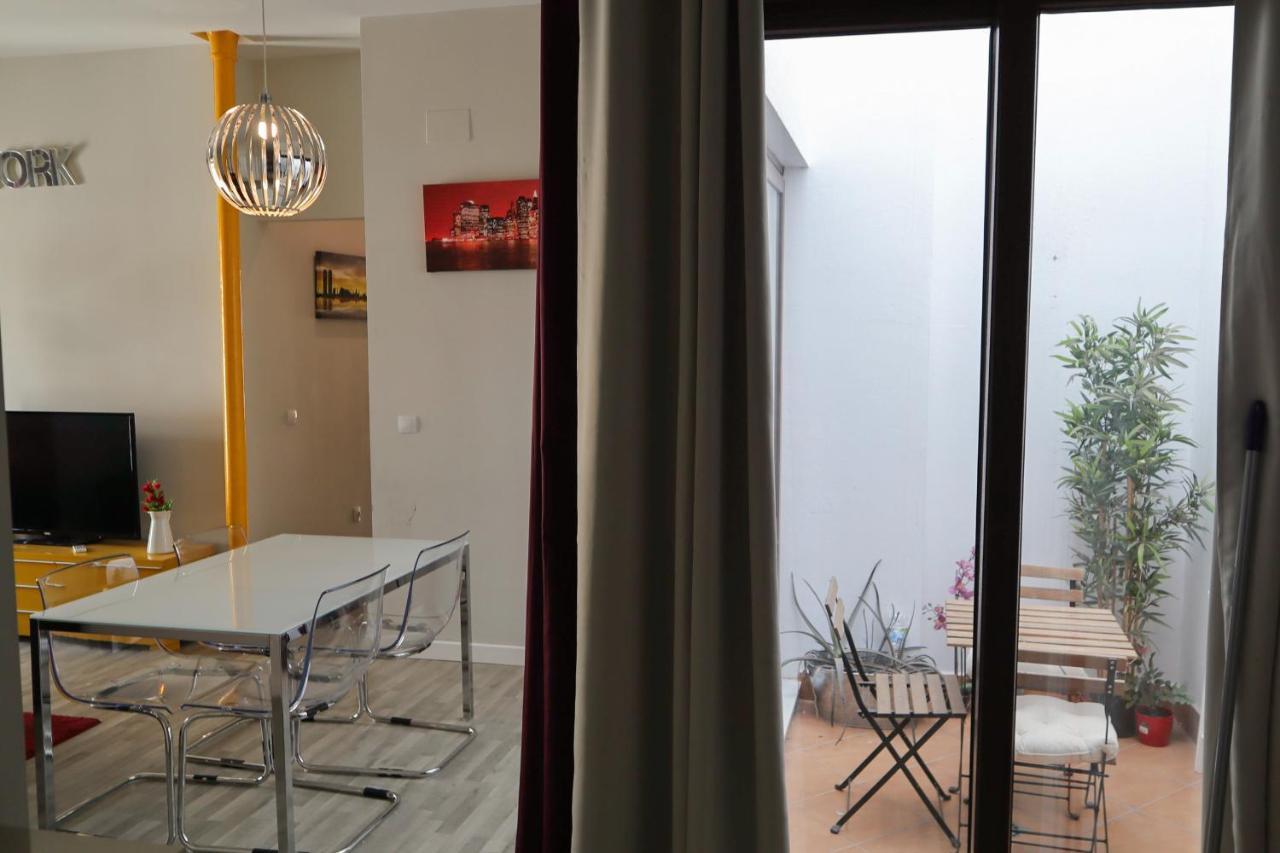 Triana Suite Dreams Sevilha Exterior foto