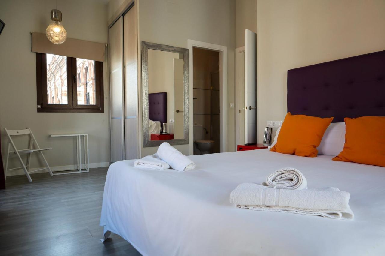 Triana Suite Dreams Sevilha Exterior foto